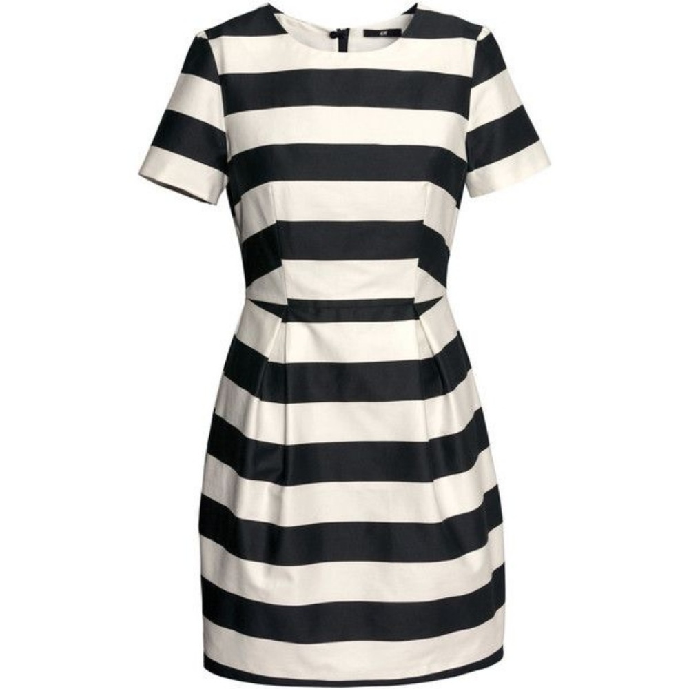 H&M | Black & White Stripe Contour Dress